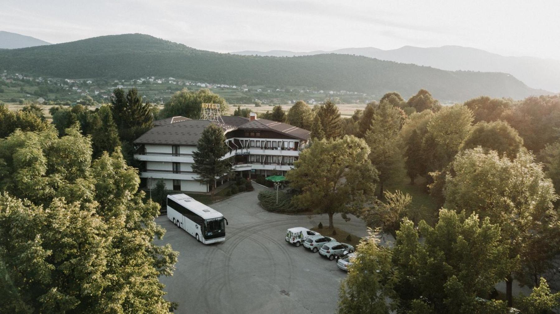 Hotel Ada Bihać Екстериор снимка