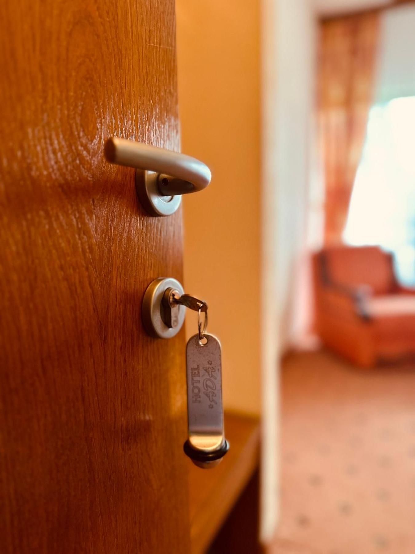 Hotel Ada Bihać Екстериор снимка