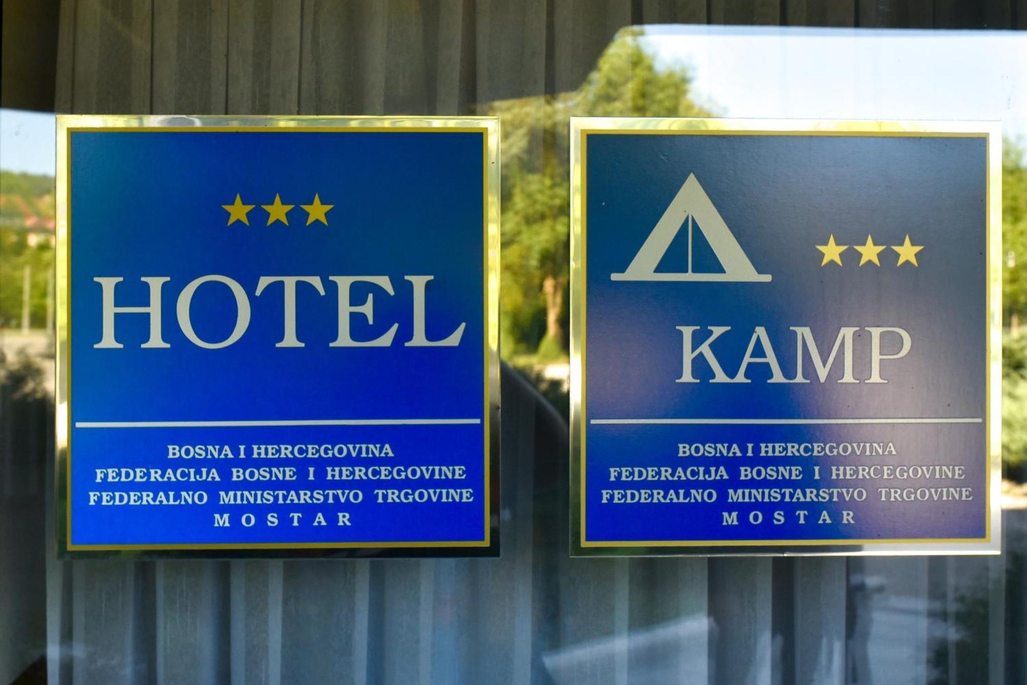 Hotel Ada Bihać Екстериор снимка
