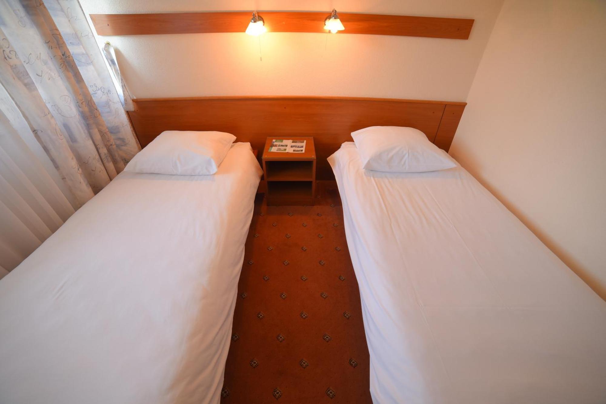 Hotel Ada Bihać Екстериор снимка
